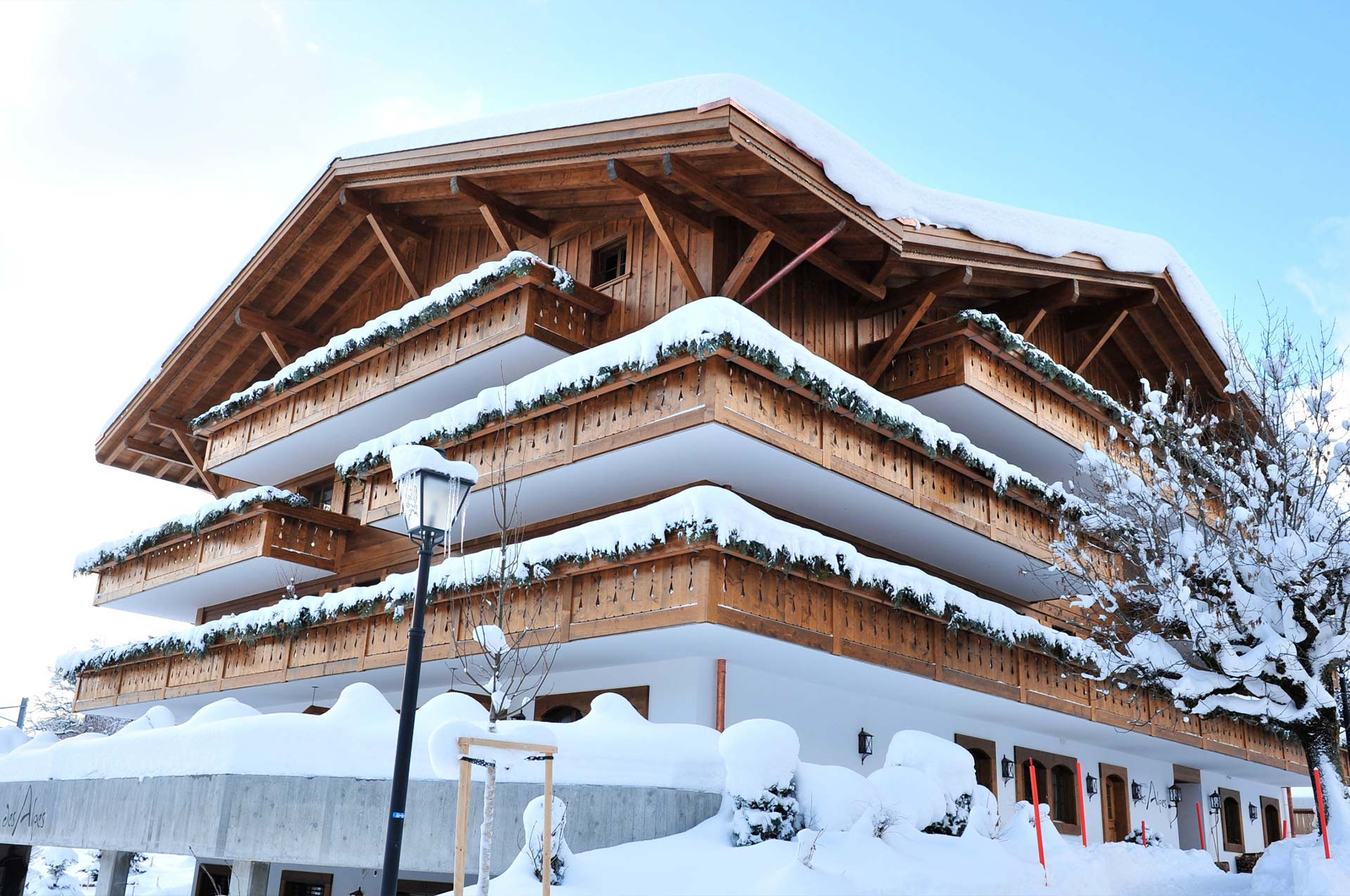 Hôtel des Alpes
- Saanenmöser / Gstaad -